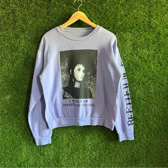 Beetlejuice Lydia Sweatshirt Strange Unusual - Picture 1 of 6